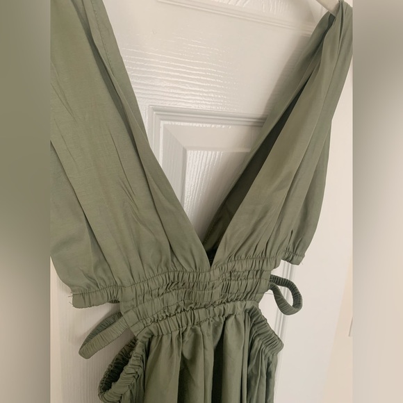 Sage green strappy dress, unique - Picture 3 of 3